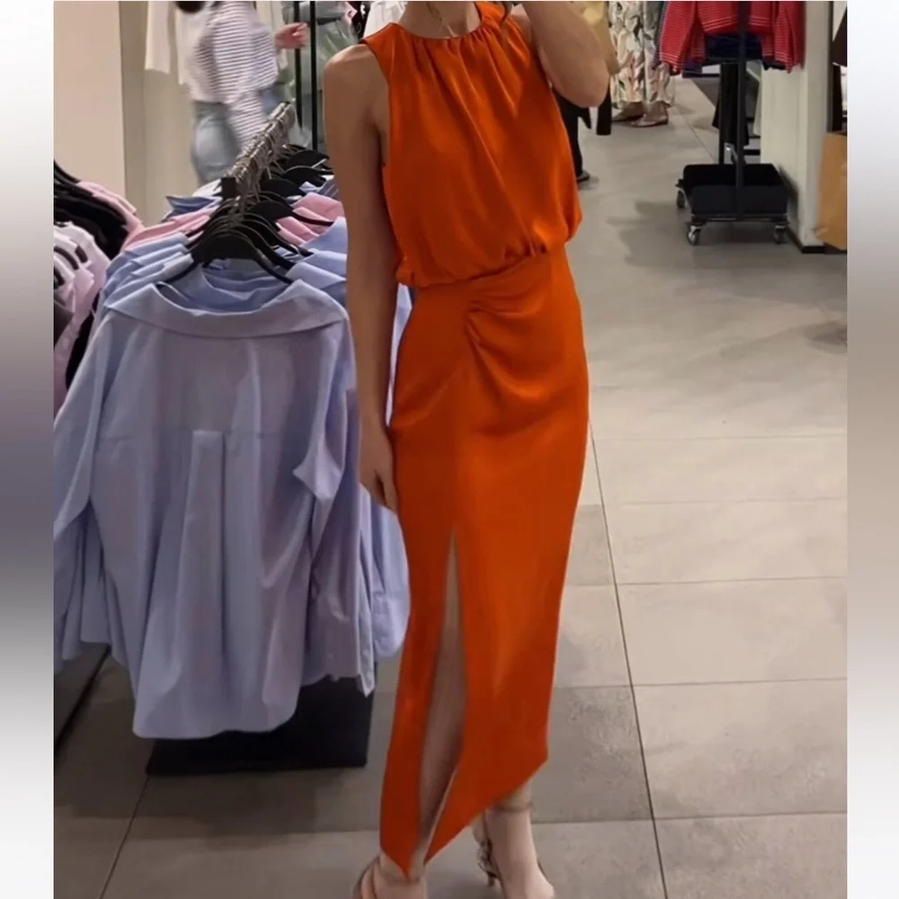 ZARA : Orange‎ Gathered Midi Dress